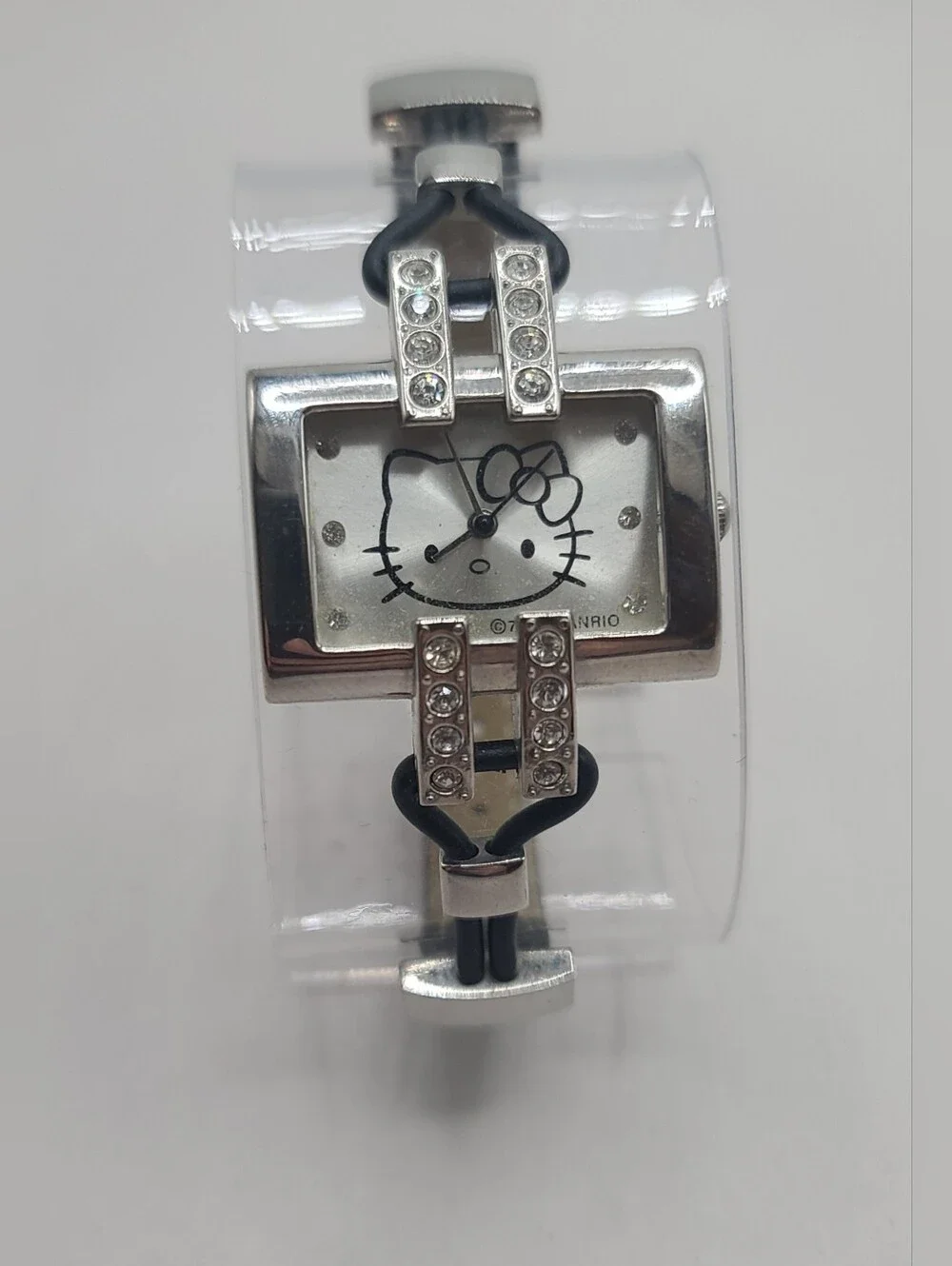 Hello Kitty Sanrio Buckle Watch